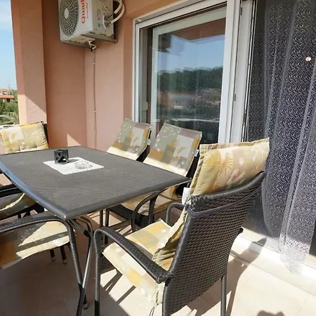 Ella Apartment Tisno